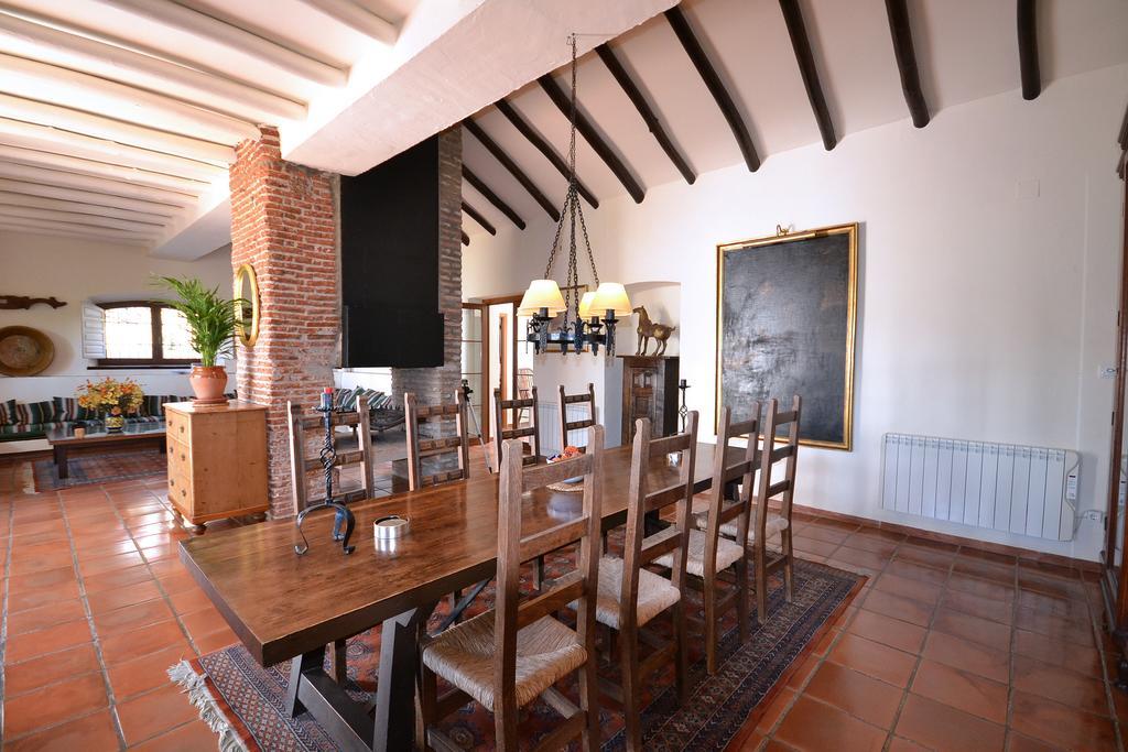 Villa El Molino Menyber เนร์คา ภายนอก รูปภาพ